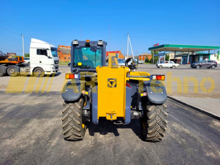 Телескопический погрузчик XCMG XC6-3007V 